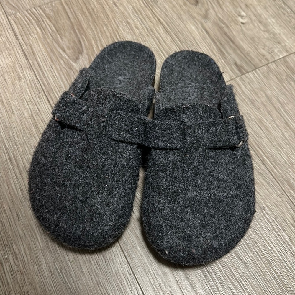 Kids clogs